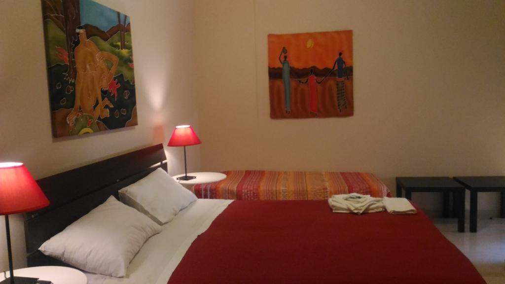Domus Taranto Hotel Bagian luar foto