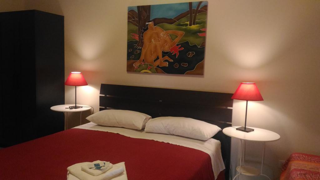 Domus Taranto Hotel Bagian luar foto